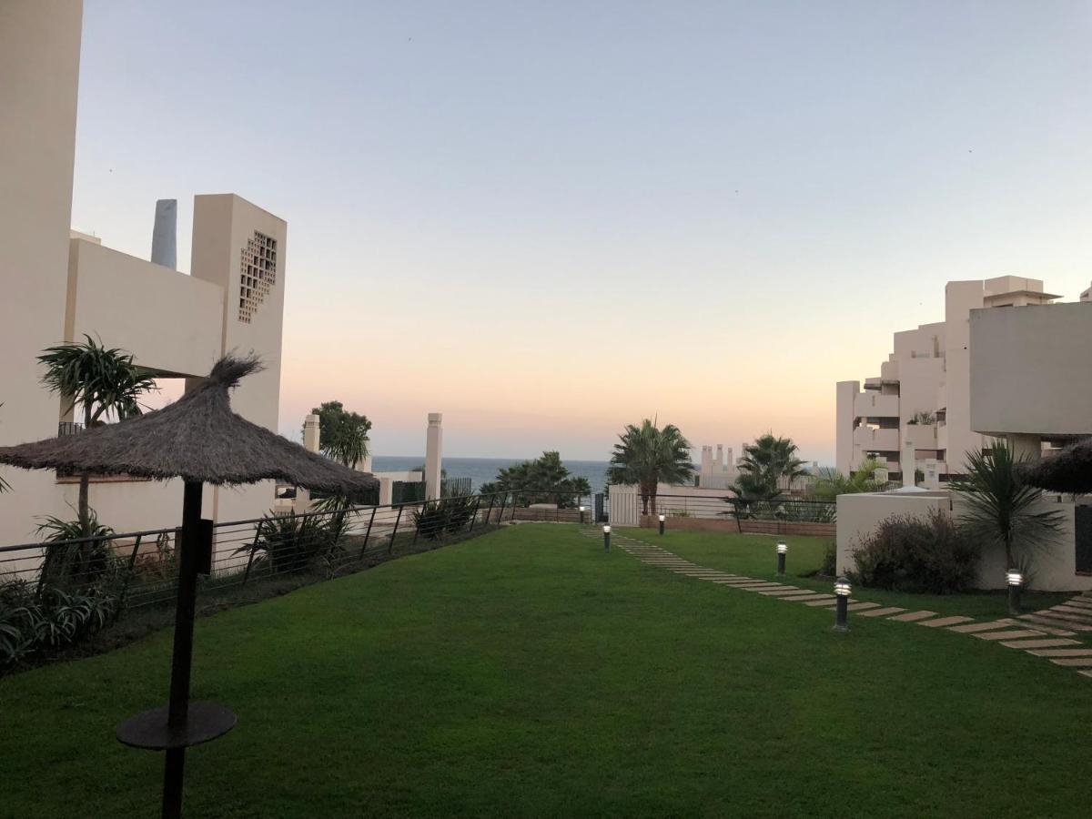 Bahia De La Plata Apartment เอสเตโปนา ภายนอก รูปภาพ